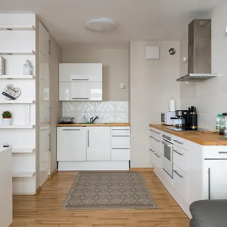 Apartment Gwiazdzista Comfy Warsaw